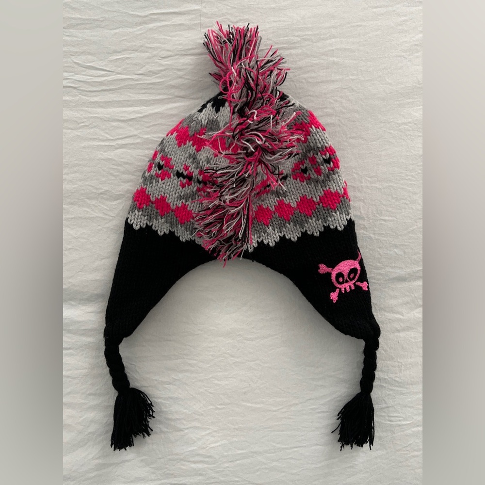 Kids Skull Design Knit Hat - Black and Pink